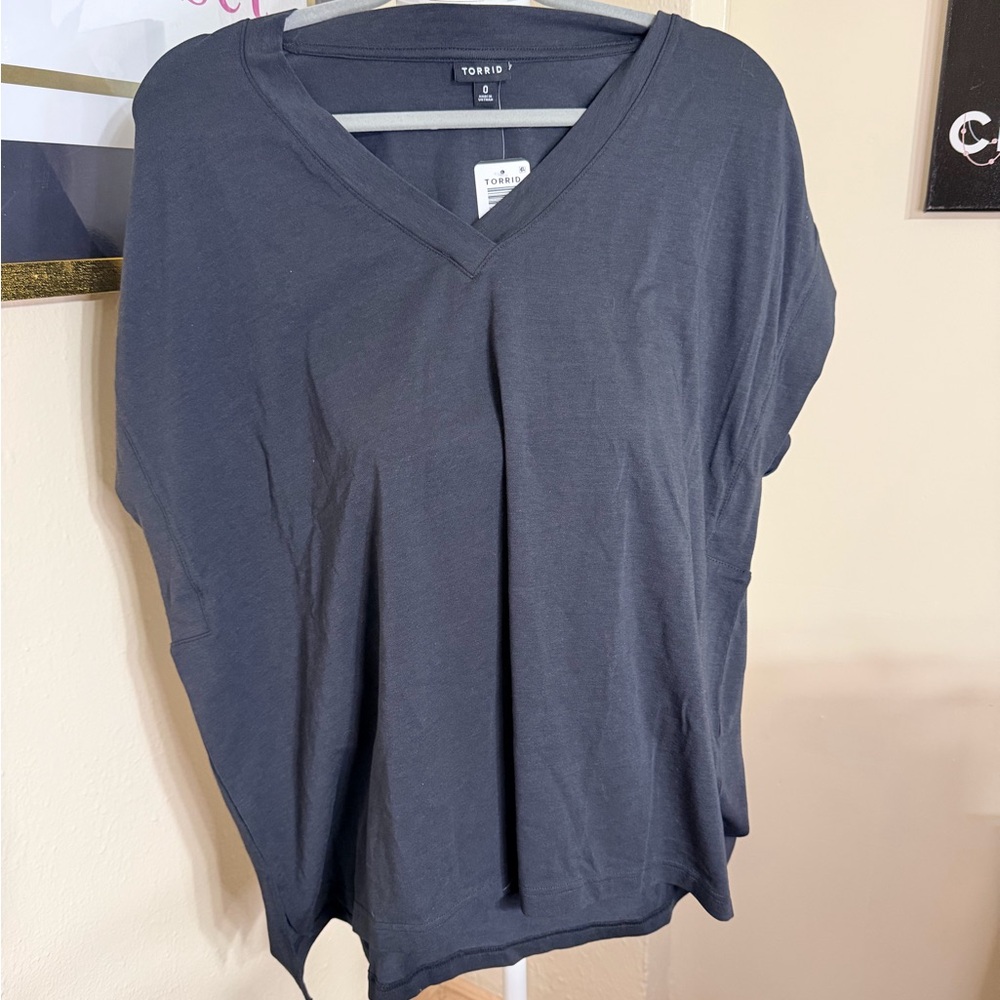 torrid Dark Charcoal V‑Neck Short Sleeve‎ Tee